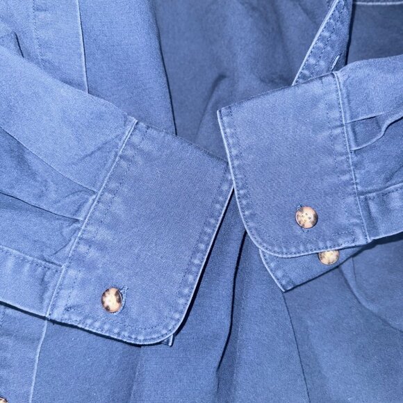 Cabelas Mens Long-Sleeve Button-Up Shirt Denim Blue Size L 100% Cotton Two Pocke - Picture 3 of 5